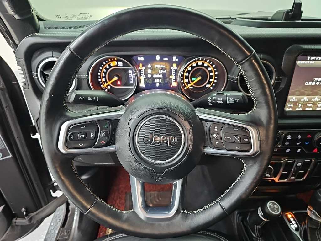 Jeep Wrangler - Vista 9