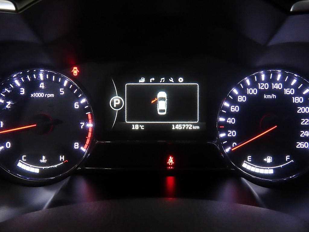 KIA K5 - Vista 9