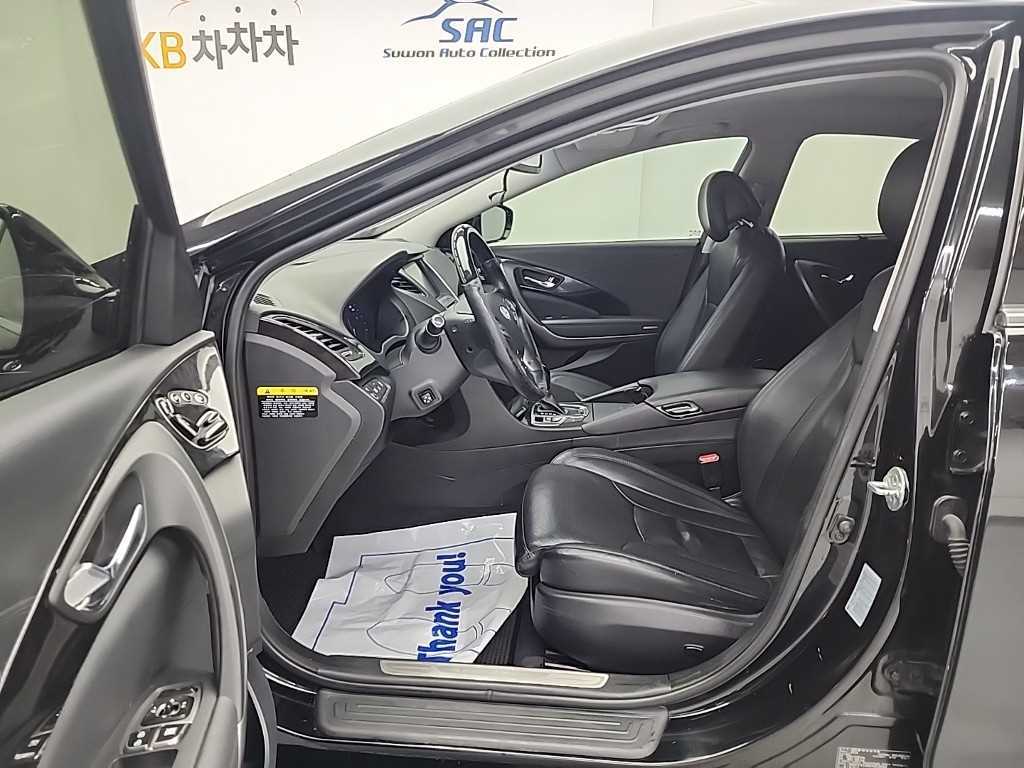 HYUNDAI Grandeur - Vista 11