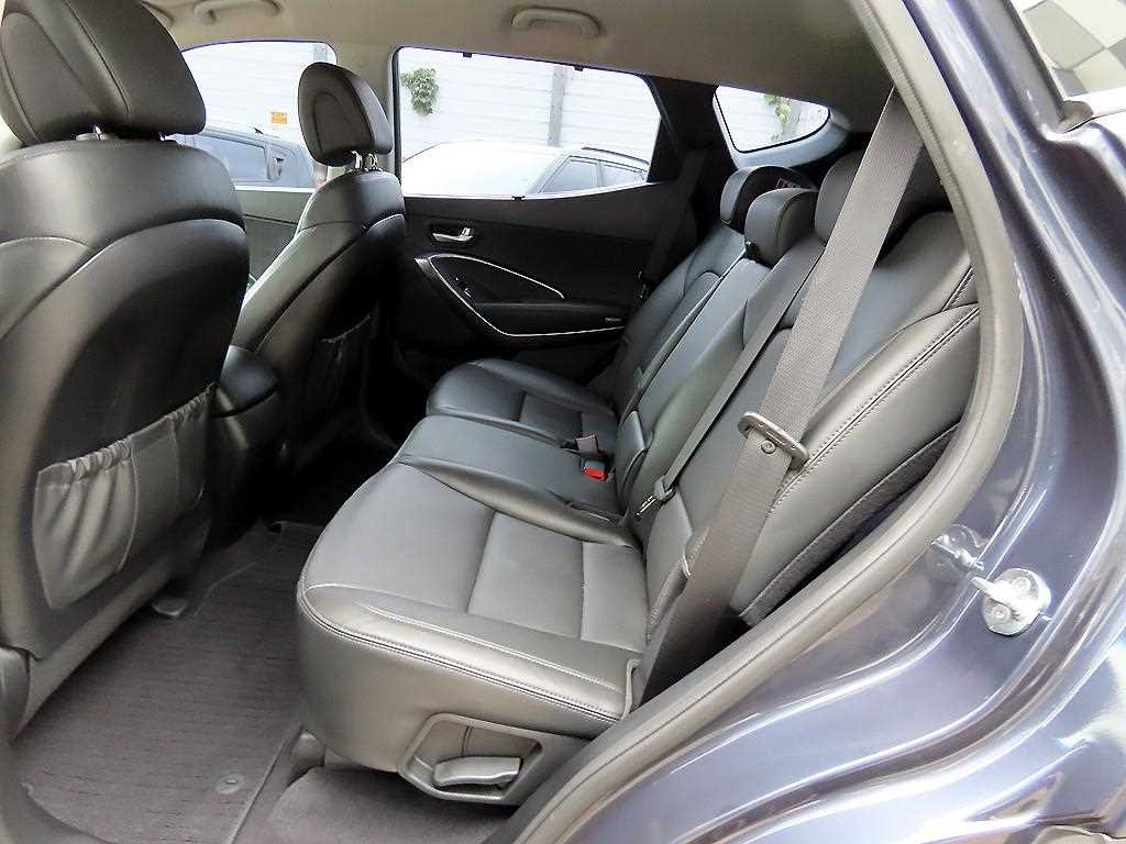 HYUNDAI Santa Fe - Vista 6