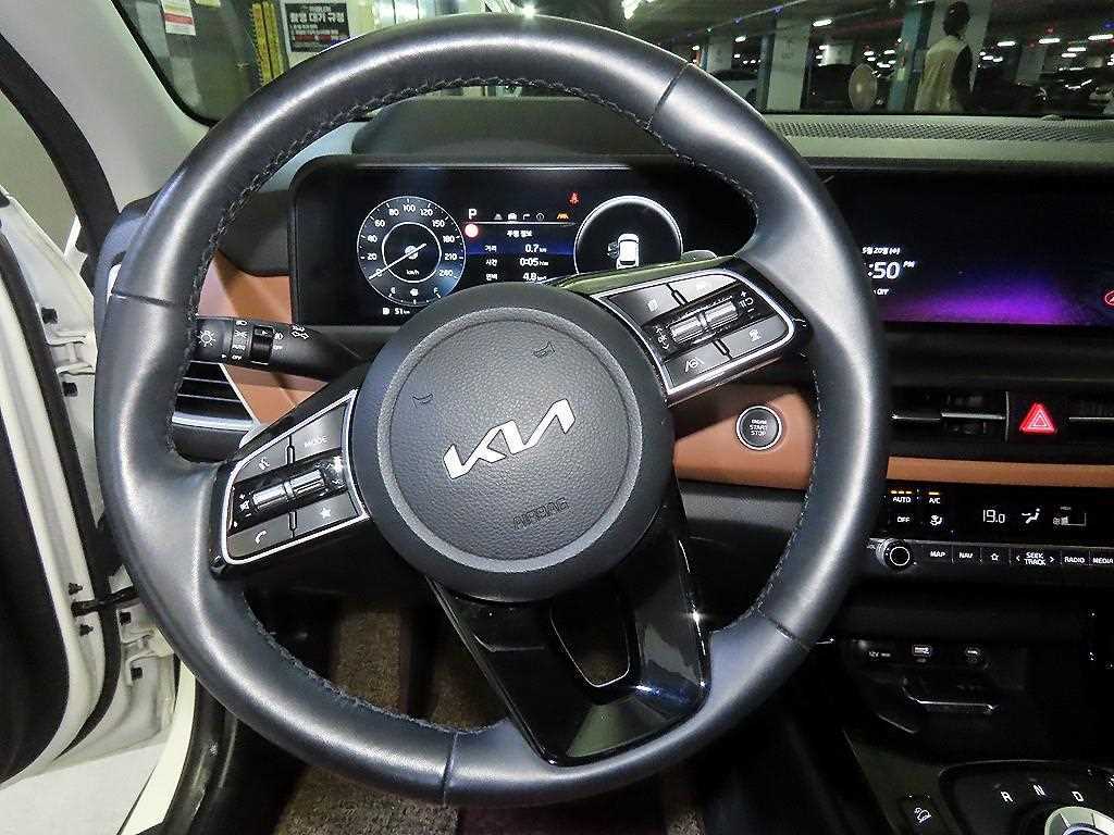 KIA Seltos - Vista 8
