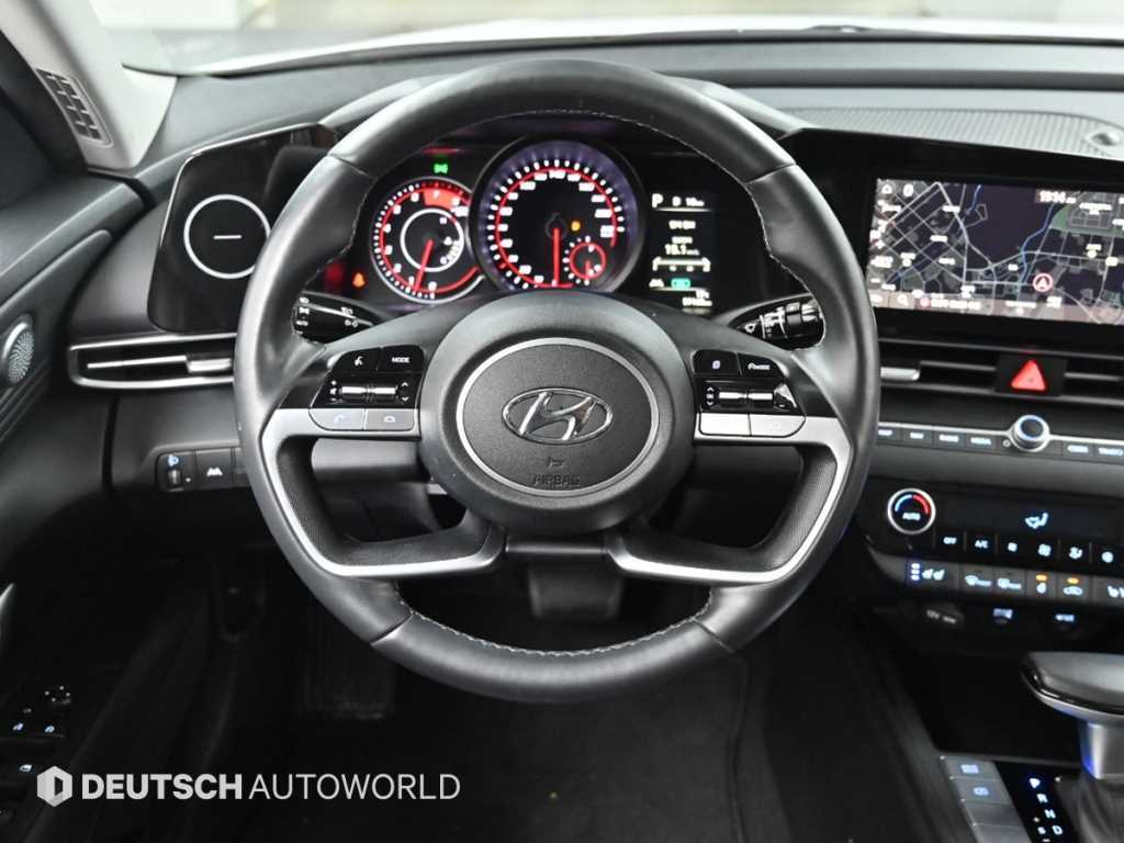 HYUNDAI Avante 2023 Blanco - Importación desde Corea - HF Imports Iquique - Foto 13
