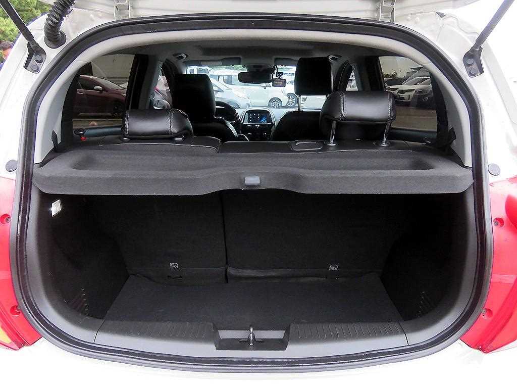 Chevrolet Spark - Vista 5