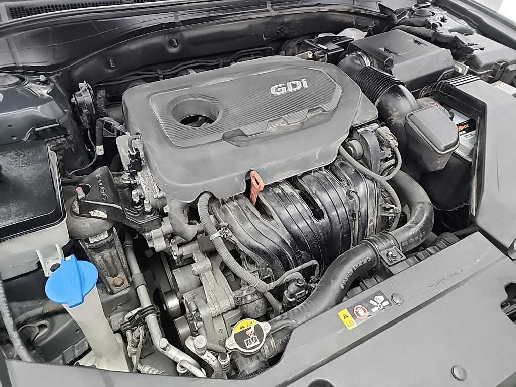 HYUNDAI Grandeur - Vista 5