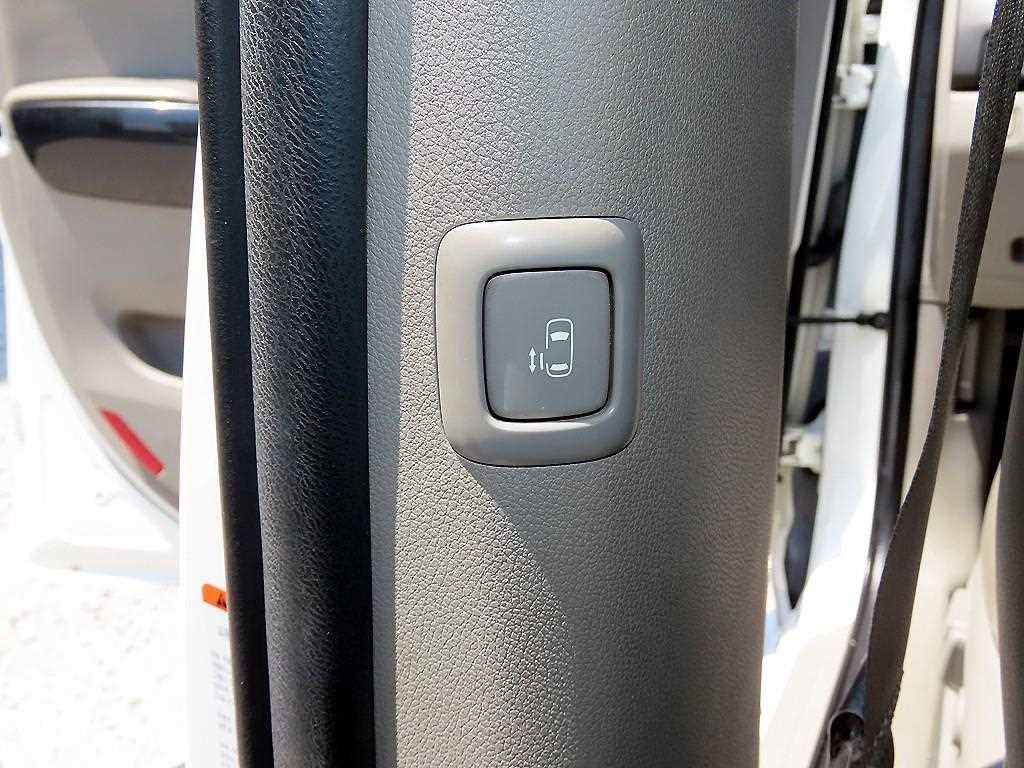 KIA Carnival 2017 the color of pearl - Importación desde Corea - HF Imports Iquique - Foto 16