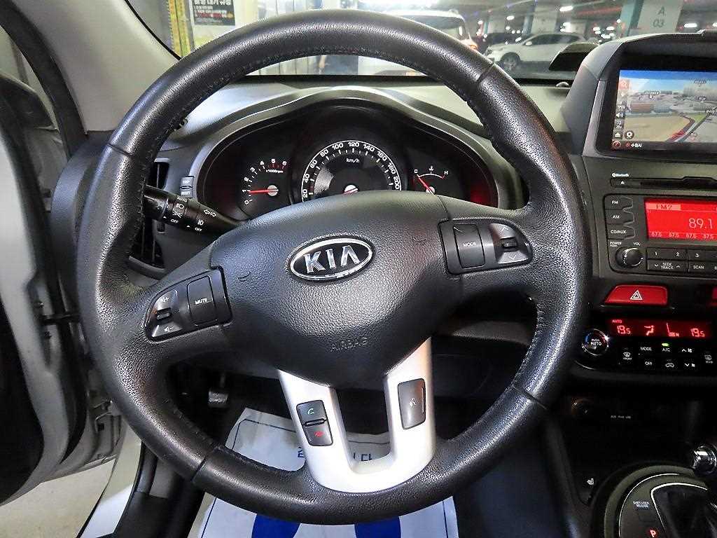 KIA Sportage - Vista 8