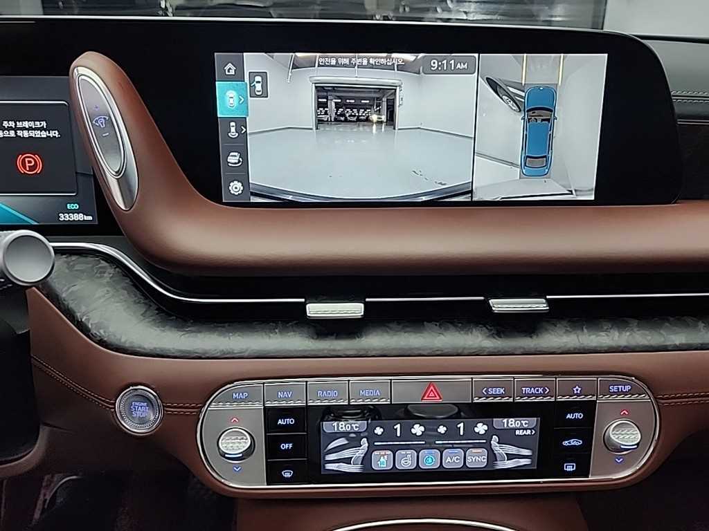 Genesis G90 - Vista 10