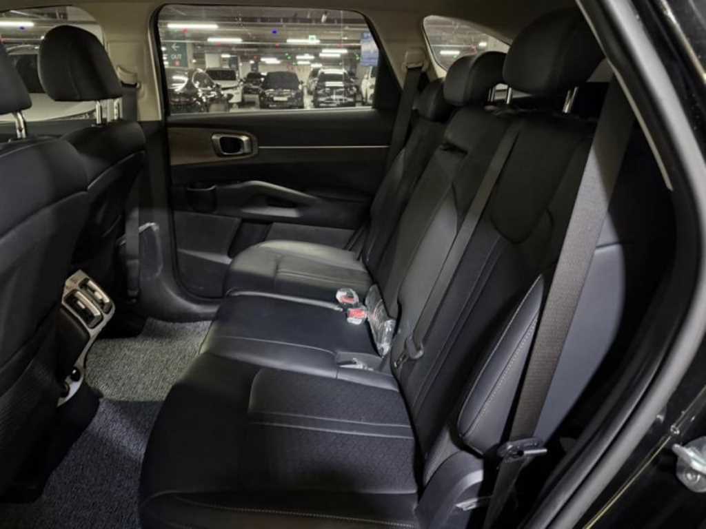 KIA Sorento - Vista 7