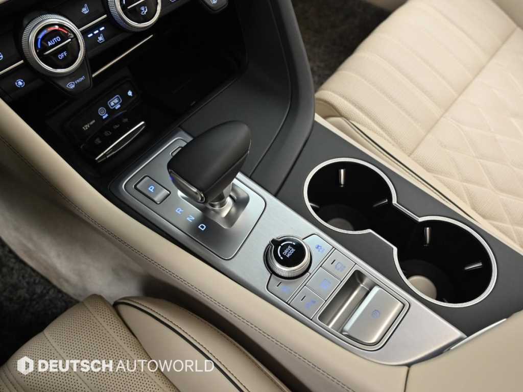 Genesis G70 - Vista 9