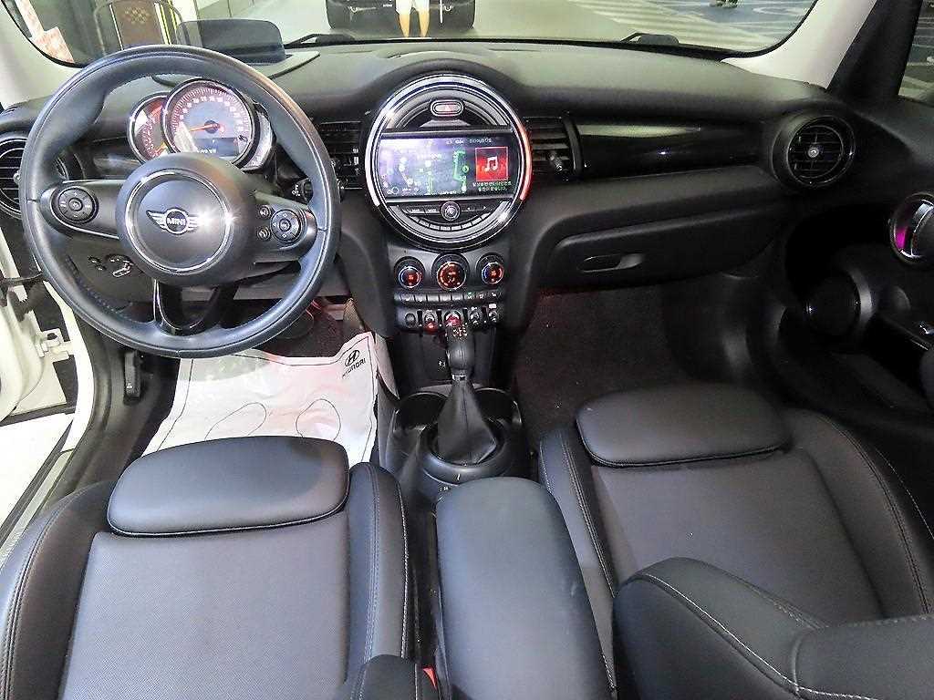 Mini Cooper - Vista 10