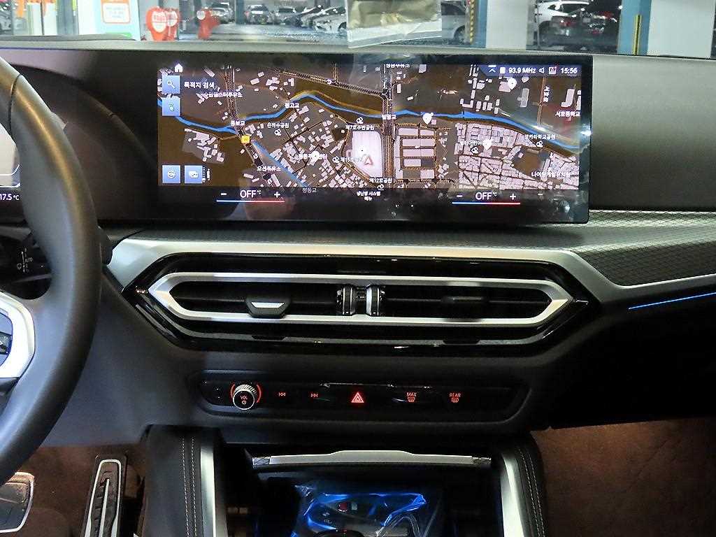 BMW i4 - Vista 11