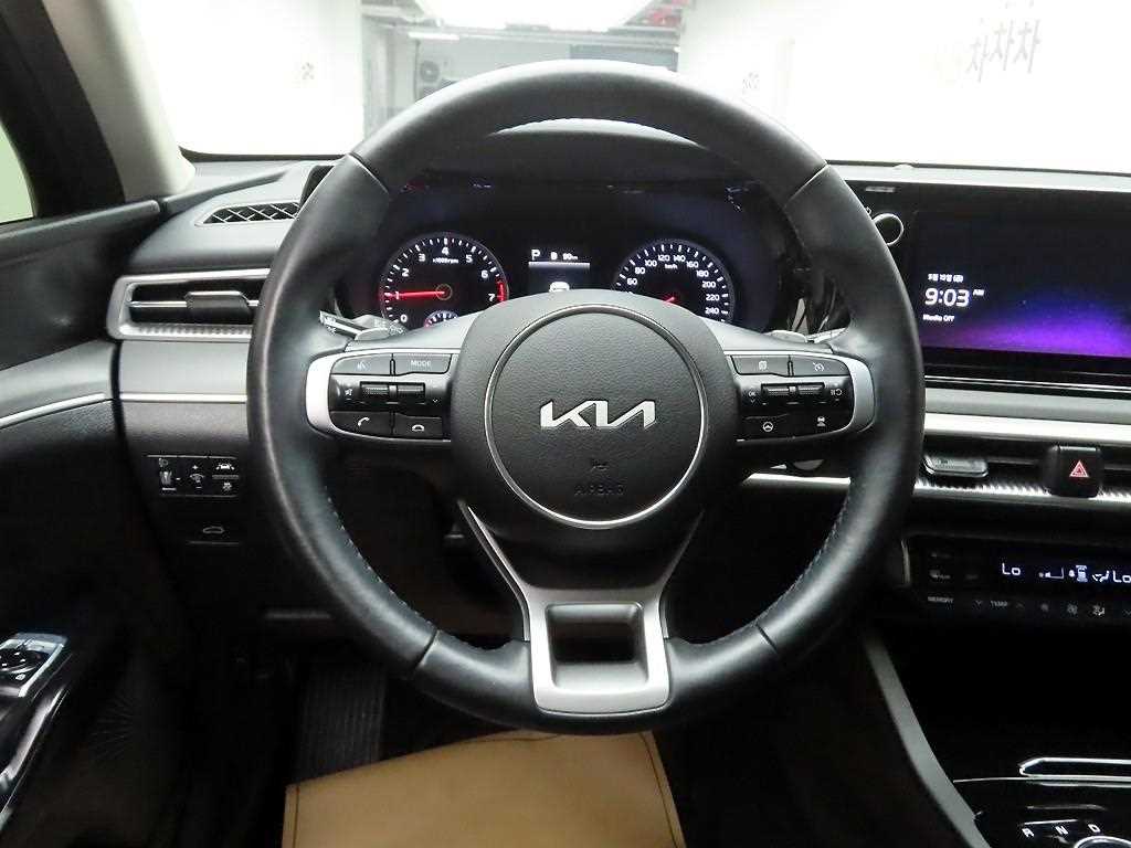 KIA K5 - Vista 7