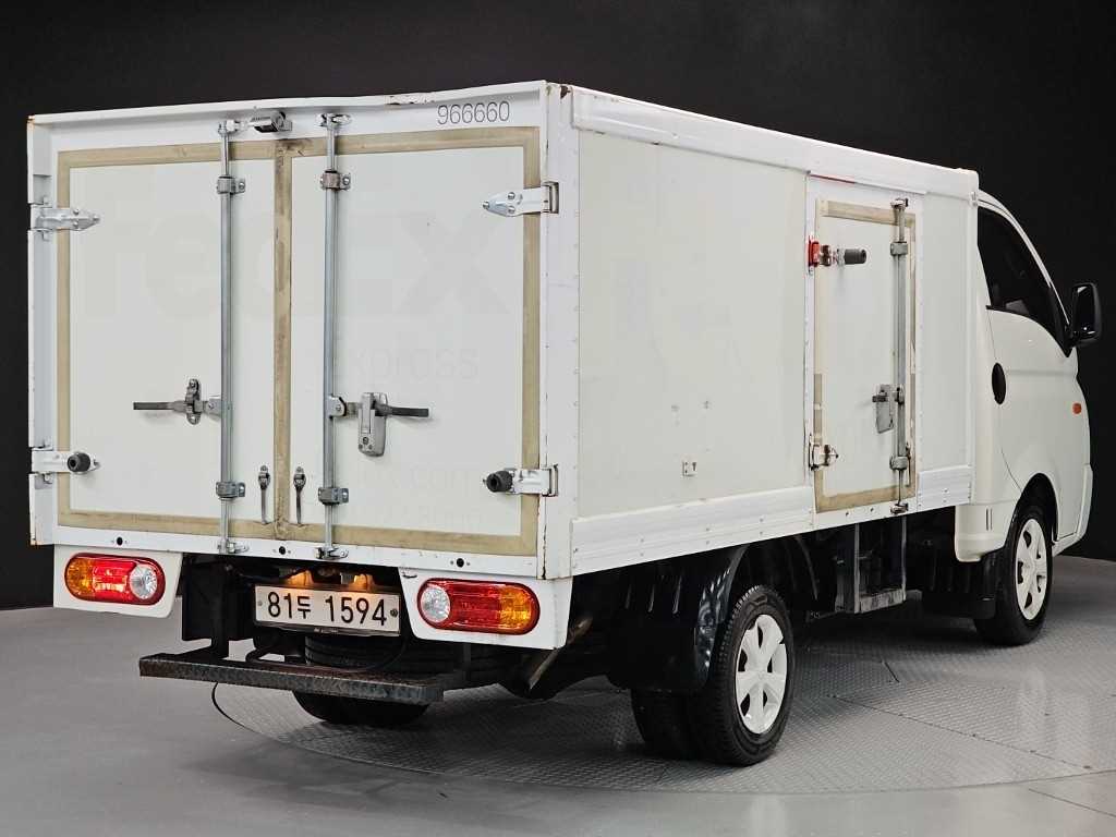 Small Truck Cargo (small) - Vista 4