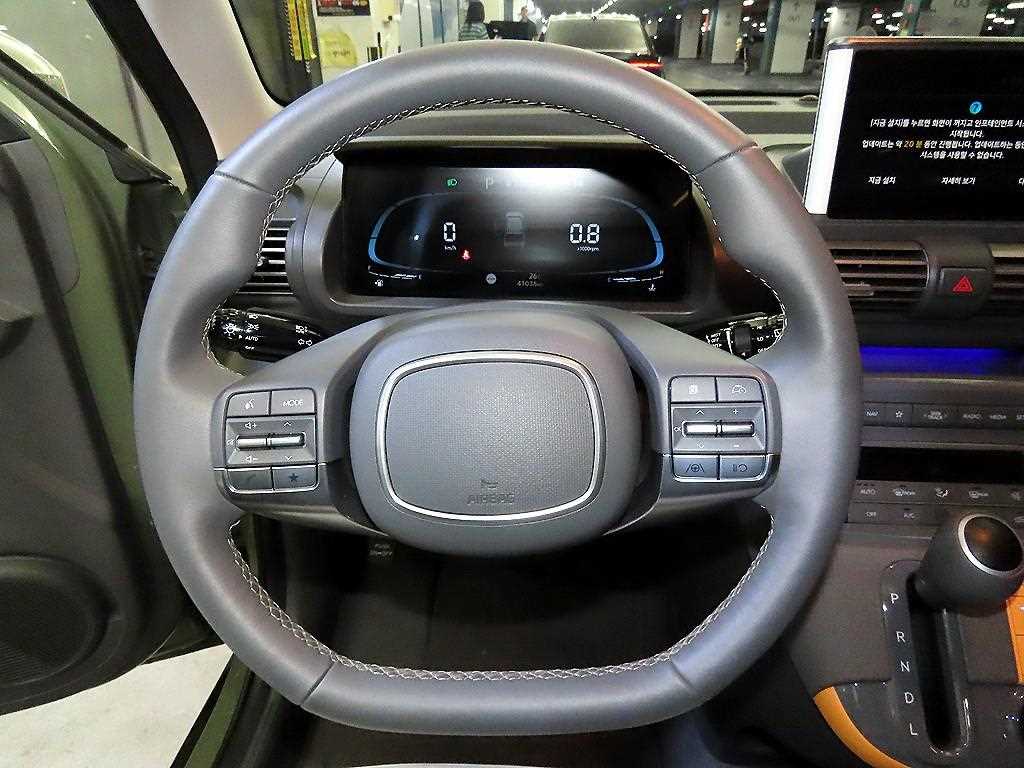 HYUNDAI Casper - Vista 8