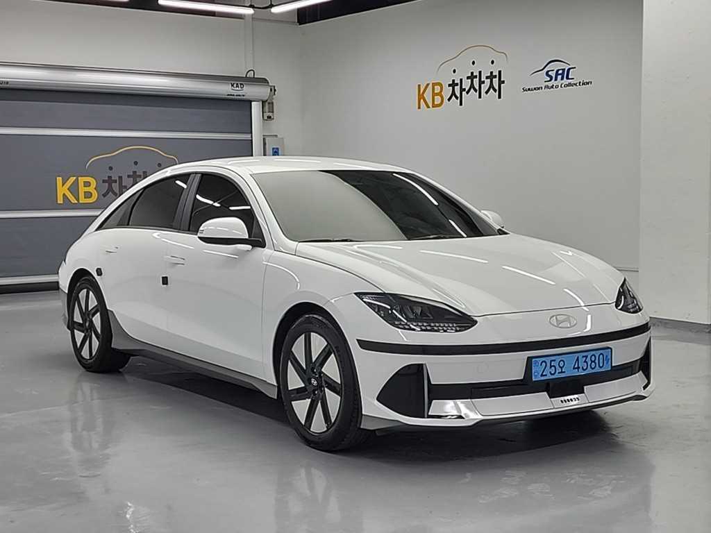 HYUNDAI Ioniq 6 - Vista 4