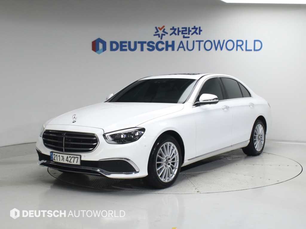 Mercedes Benz E class - Vista 2
