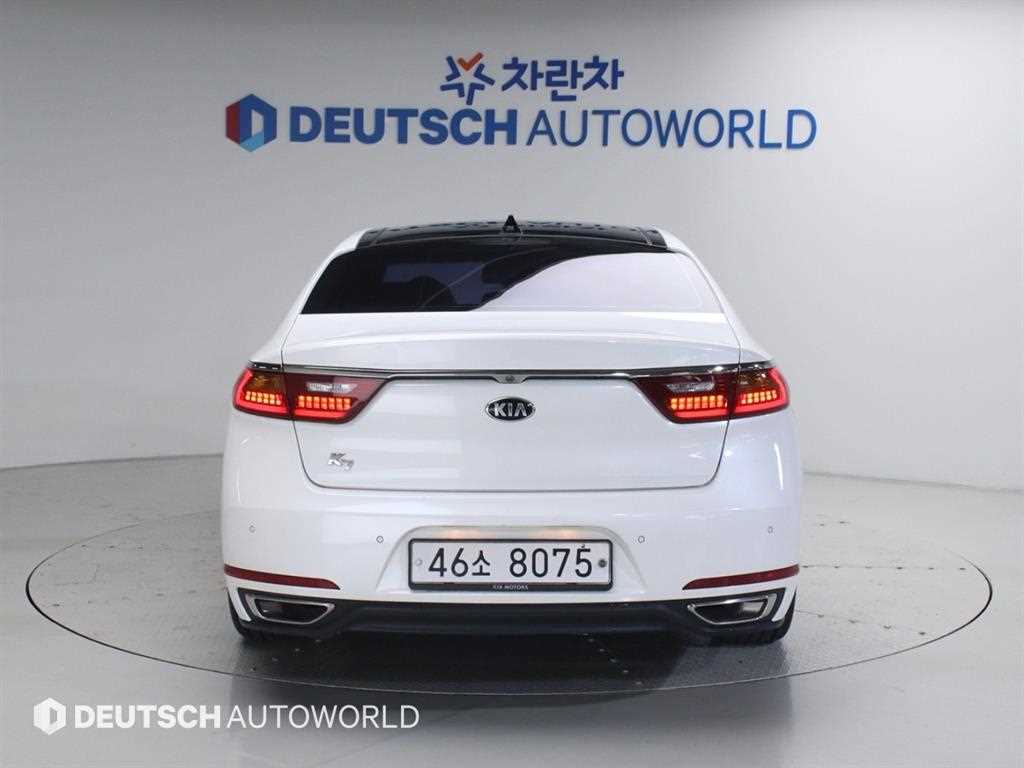 KIA K7 - Vista 4