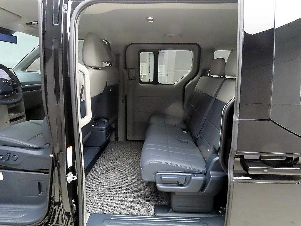 KIA PV5 - Vista 6