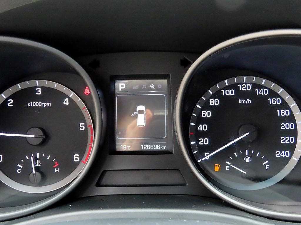HYUNDAI Santa Fe - Vista 9