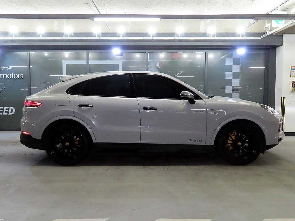 Porsche Cayenne - Vista 3