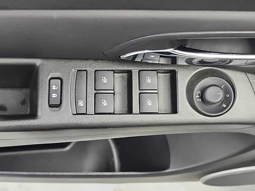 Chevrolet Cruise 2015 Blanco - Importación desde Corea - HF Imports Iquique - Foto 16