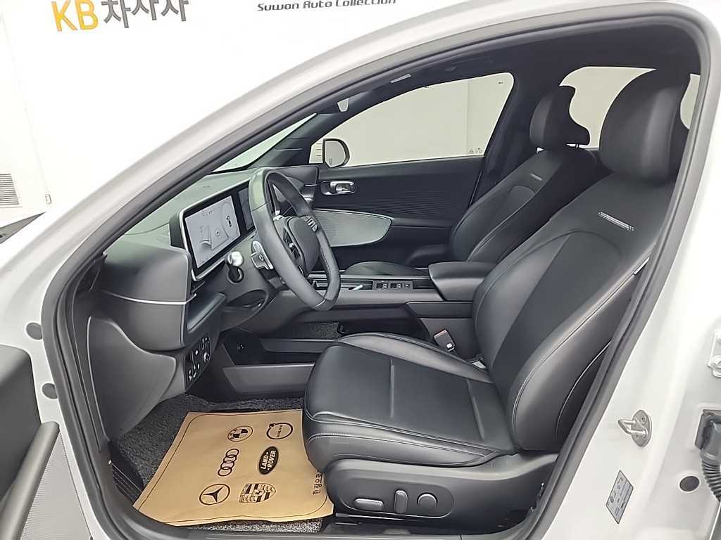 HYUNDAI Ioniq 6 - Vista 11