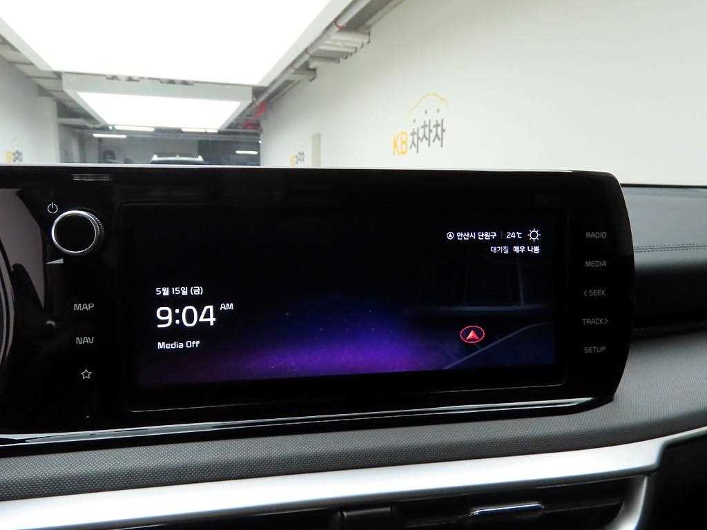 KIA K5 - Vista 8