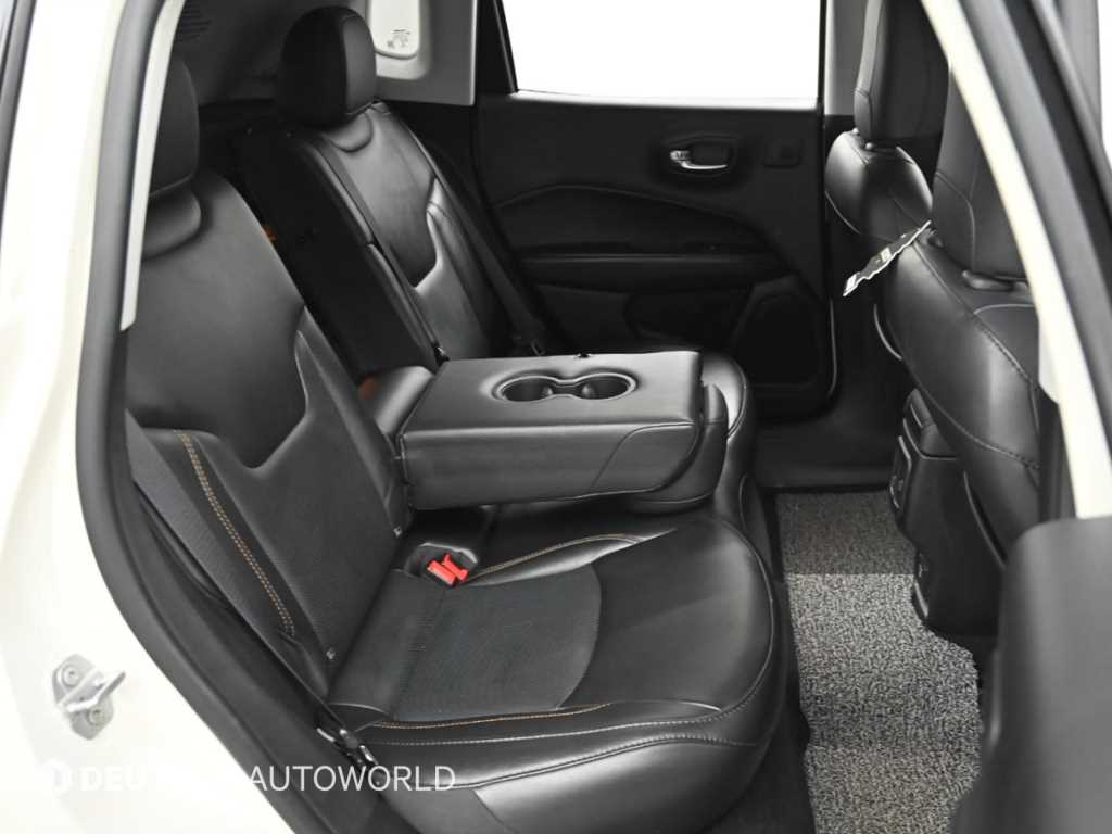 Jeep Compass - Vista 12