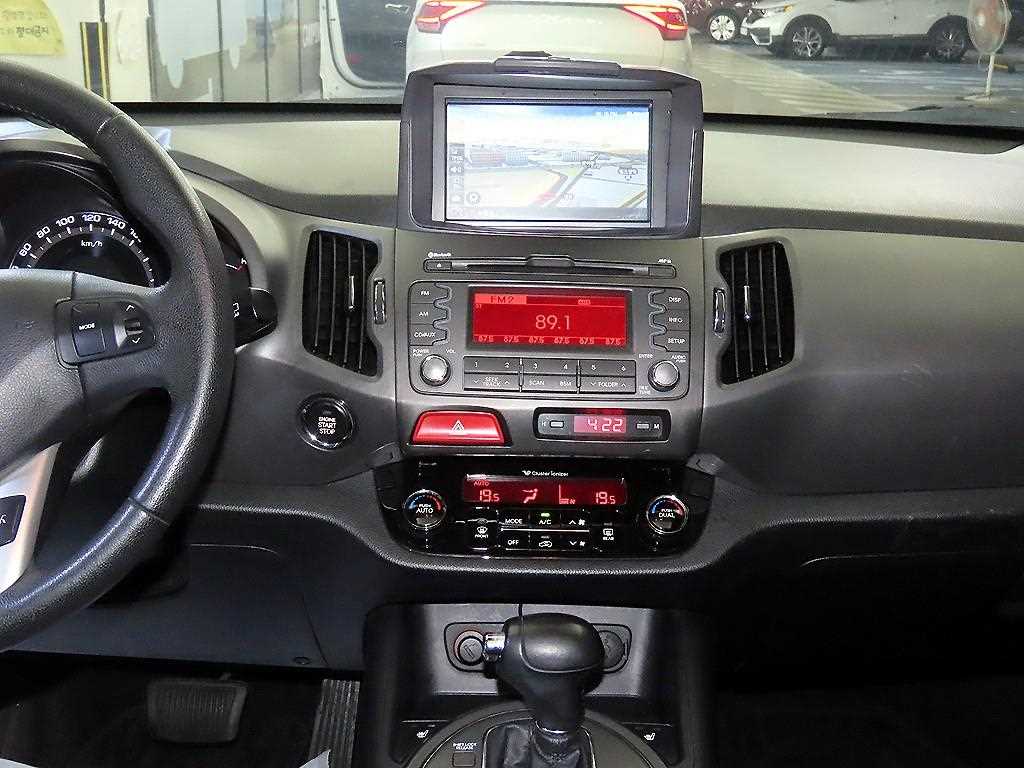 KIA Sportage - Vista 11