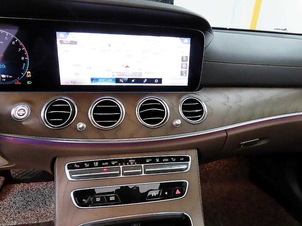 Mercedes Benz E class 2021 Blanco - Importación desde Corea - HF Imports Iquique - Foto 14