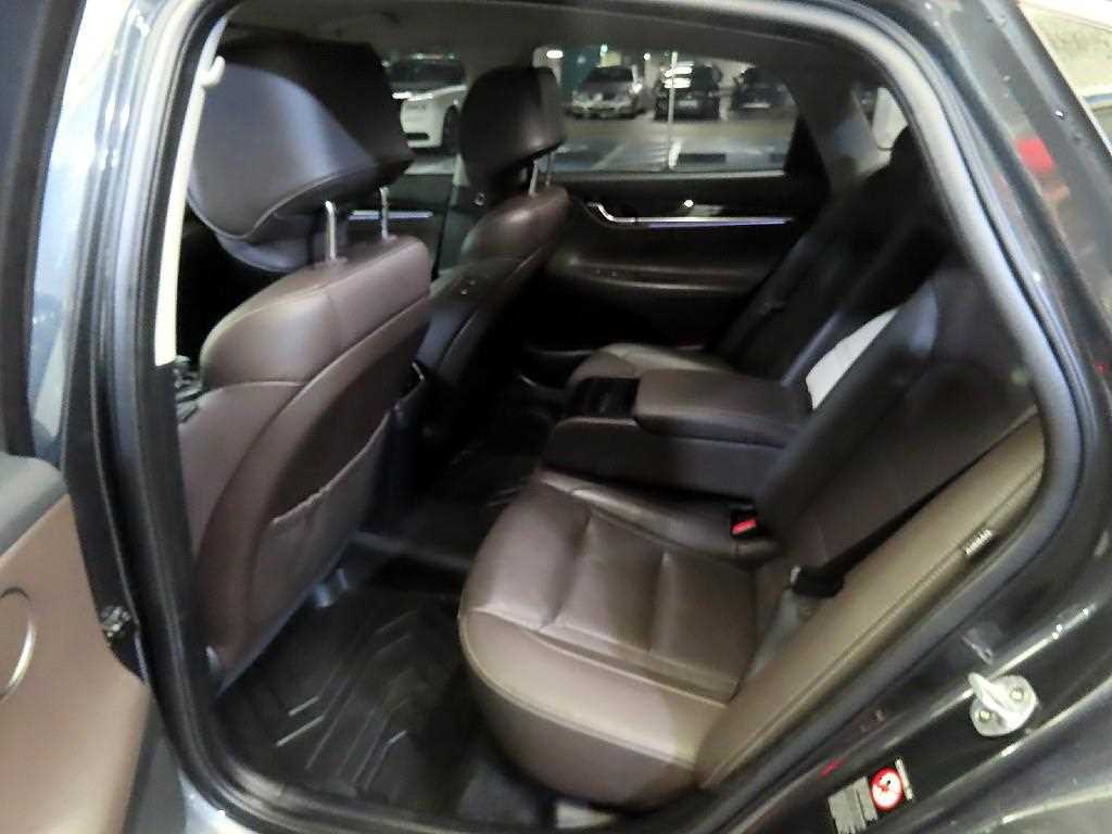 HYUNDAI Grandeur - Vista 7