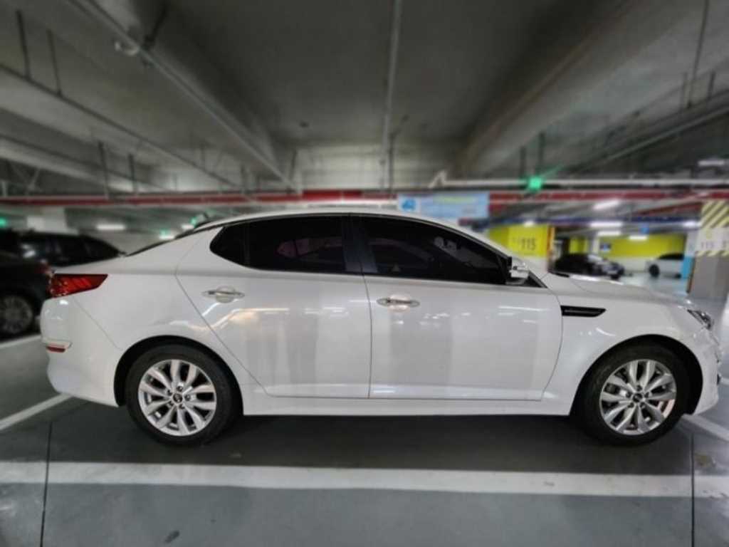 KIA K5 - Vista 2