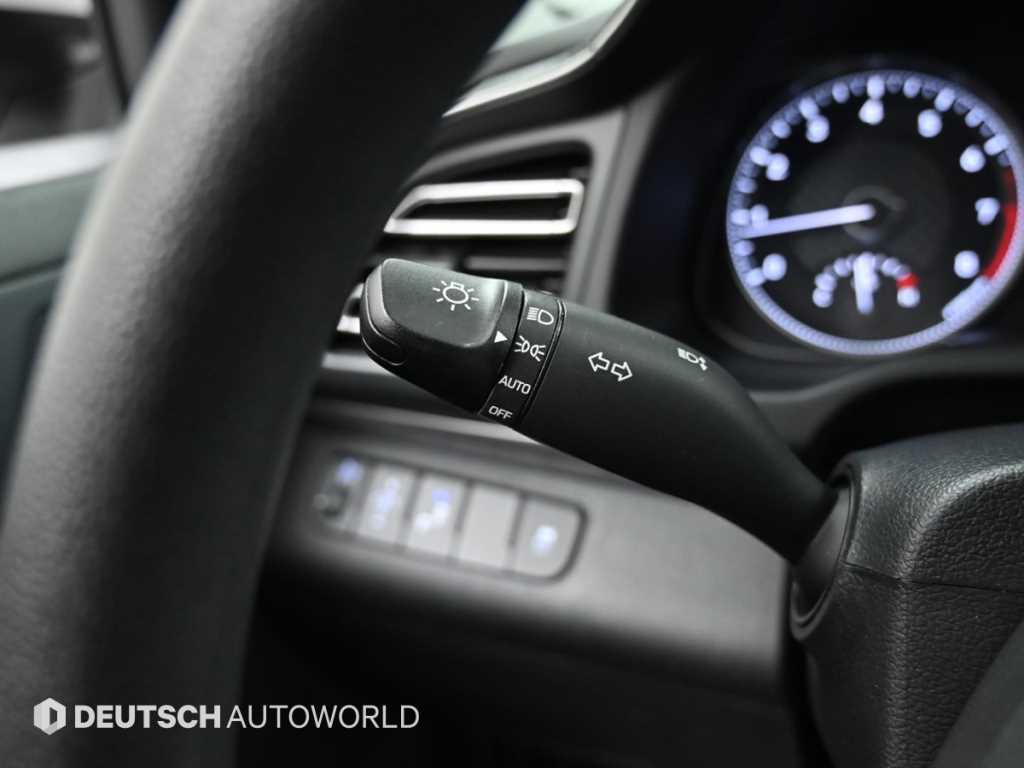HYUNDAI Avante 2020 Blanco - Importación desde Corea - HF Imports Iquique - Foto 16