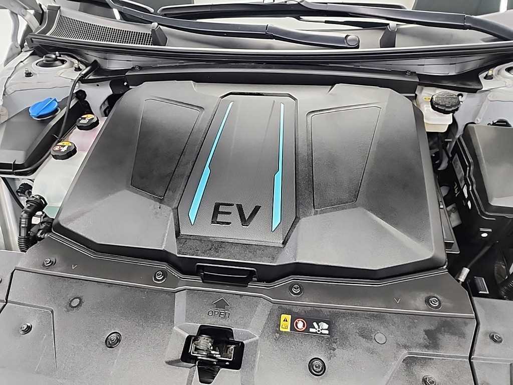 HYUNDAI Ioniq 5 - Vista 5