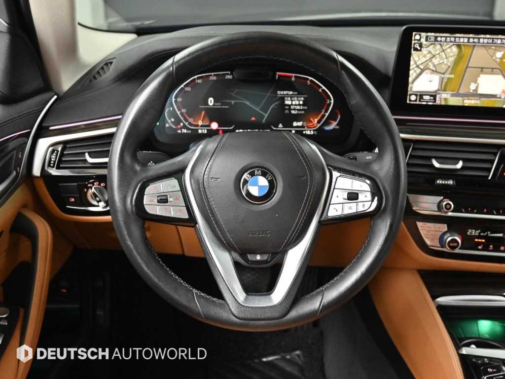 BMW 5 Series 2023 Negro - Importación desde Corea - HF Imports Iquique - Foto 13