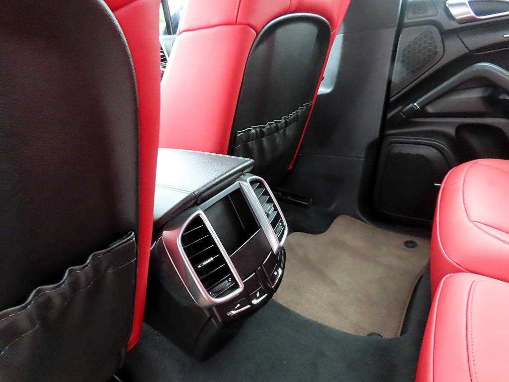 Porsche Cayenne 2012 Negro - Importación desde Corea - HF Imports Iquique - Foto 15