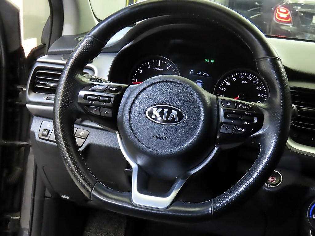 KIA Stonic - Vista 8