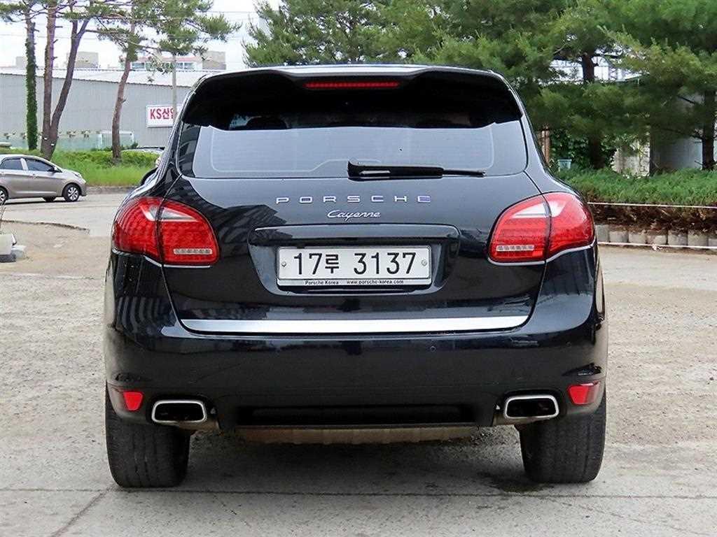 Porsche Cayenne - Vista 4