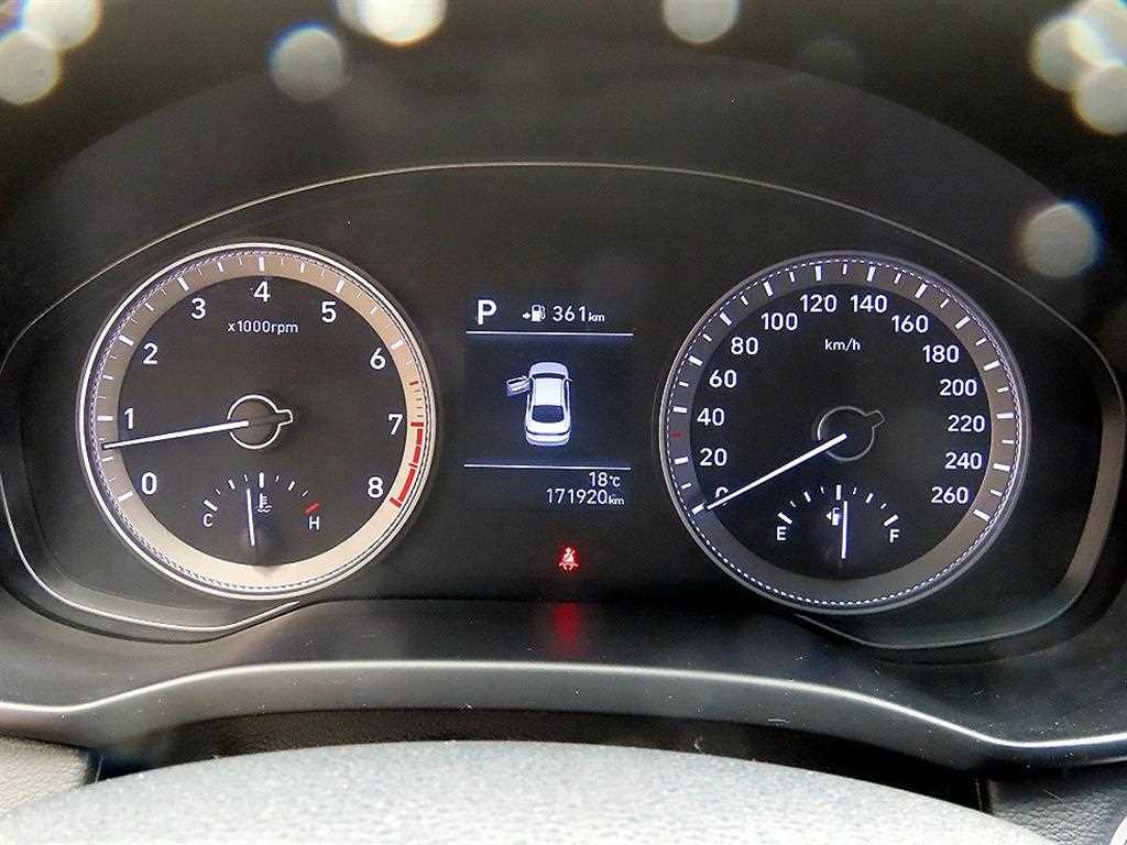 HYUNDAI Grandeur - Vista 9