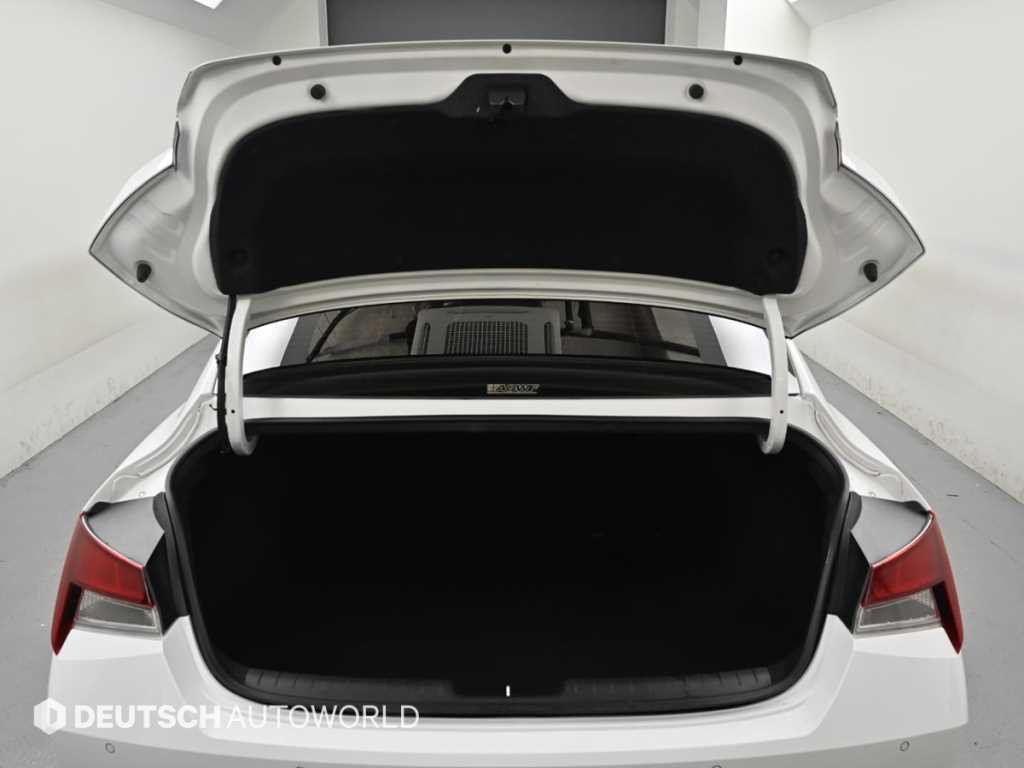 HYUNDAI Avante 2023 Blanco - Importación desde Corea - HF Imports Iquique - Foto 19