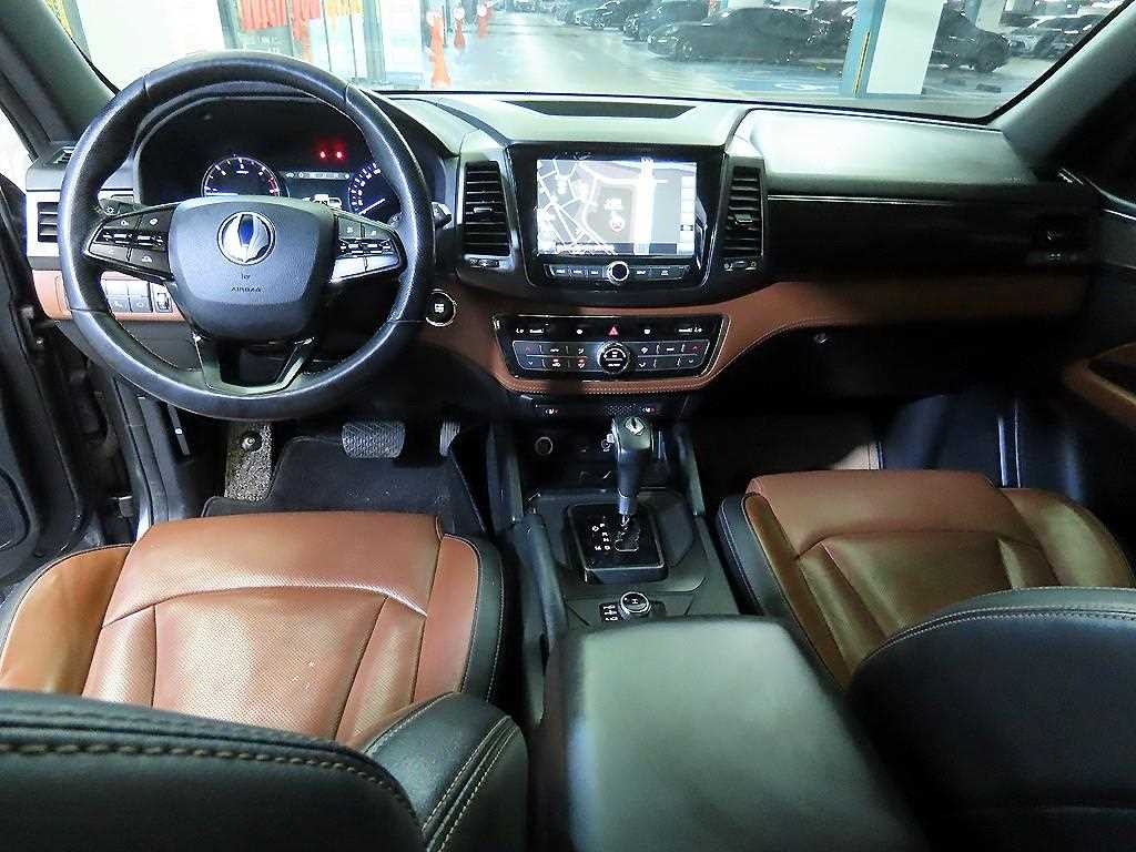 Ssangyong Rexton - Vista 10