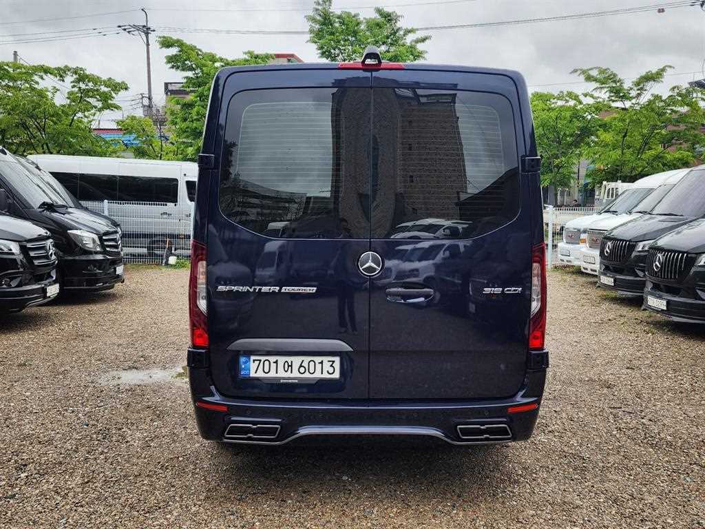 Mercedes Benz Sprinter - Vista 5