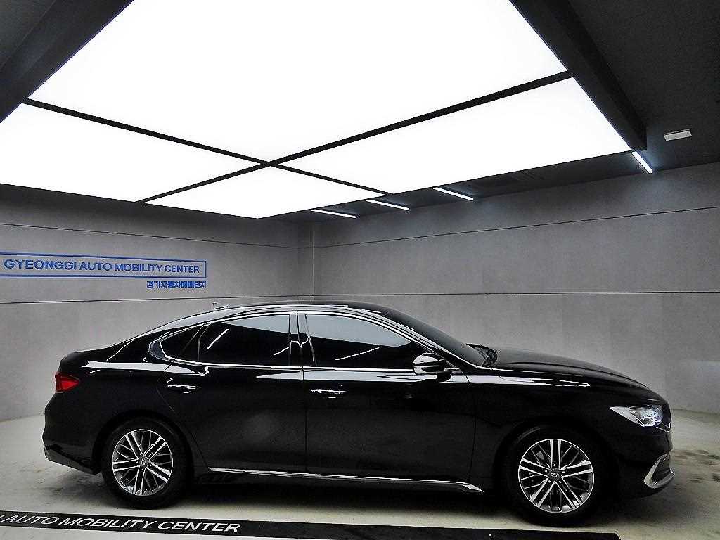 HYUNDAI Grandeur - Vista 2