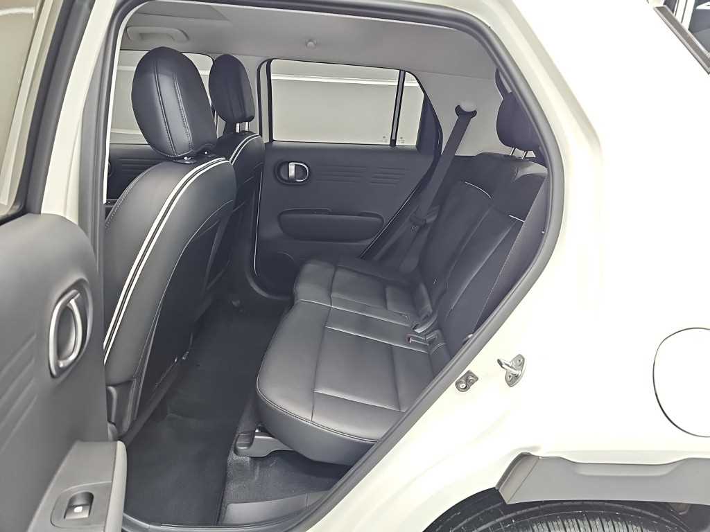 HYUNDAI Casper - Vista 12