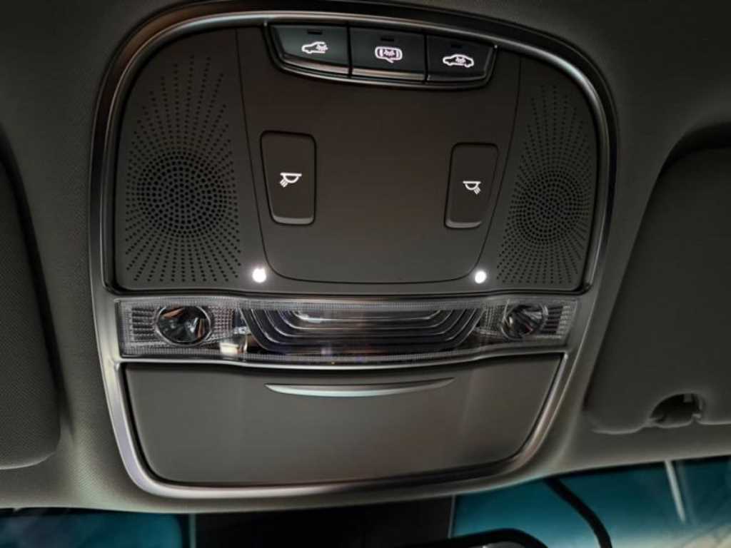 KIA K9 - Vista 12