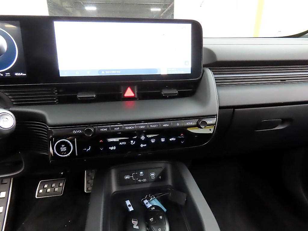 HYUNDAI Ioniq 5 - Vista 12