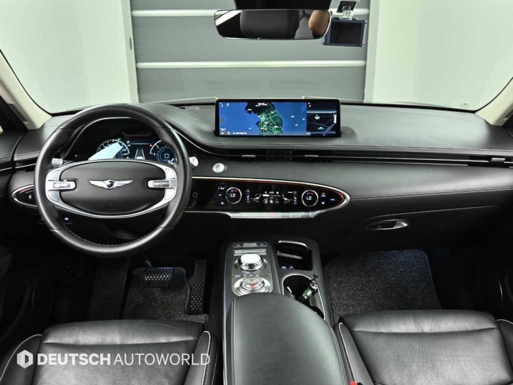 Genesis GV70 - Vista 7