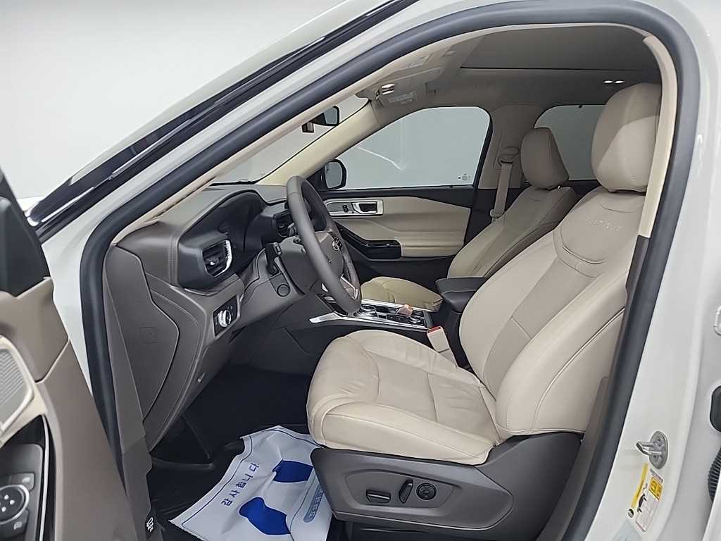 Ford Explorer - Vista 11