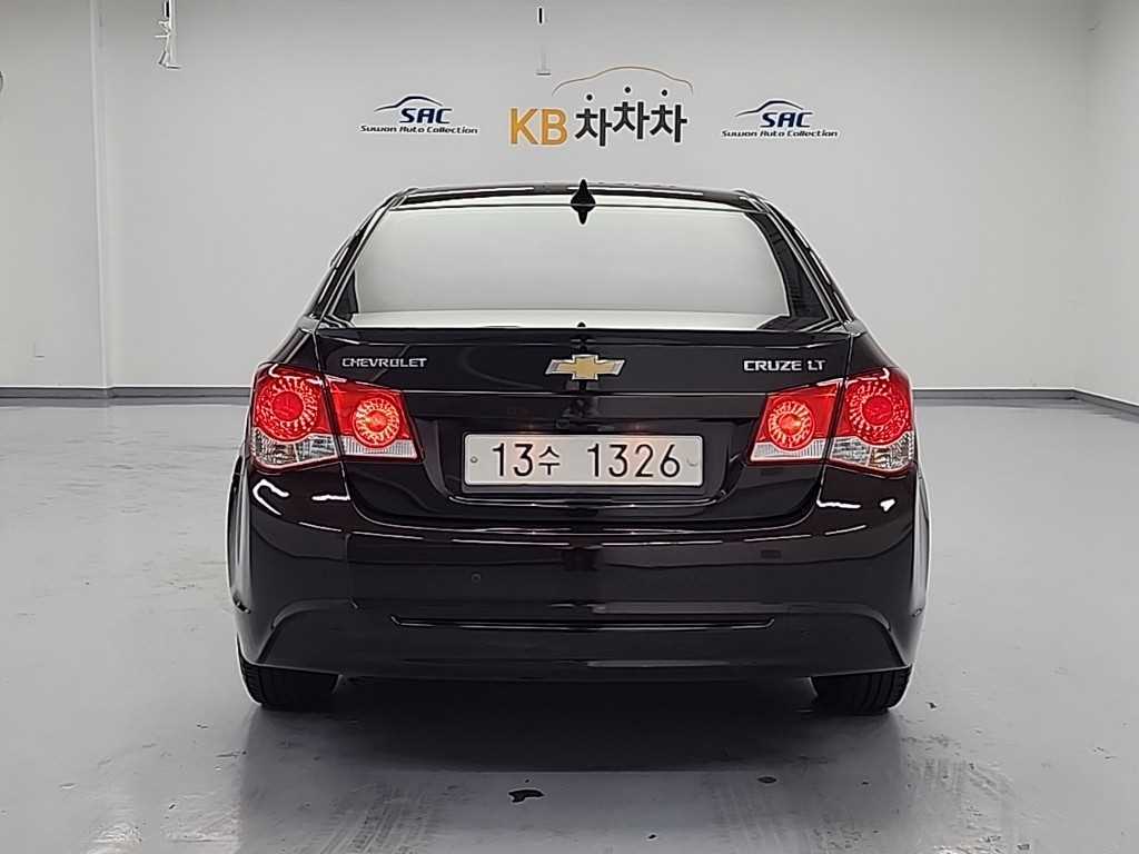 Chevrolet Cruise - Vista 3
