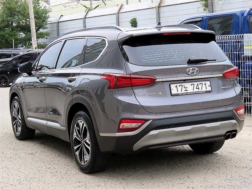 HYUNDAI Santa Fe - Vista 3